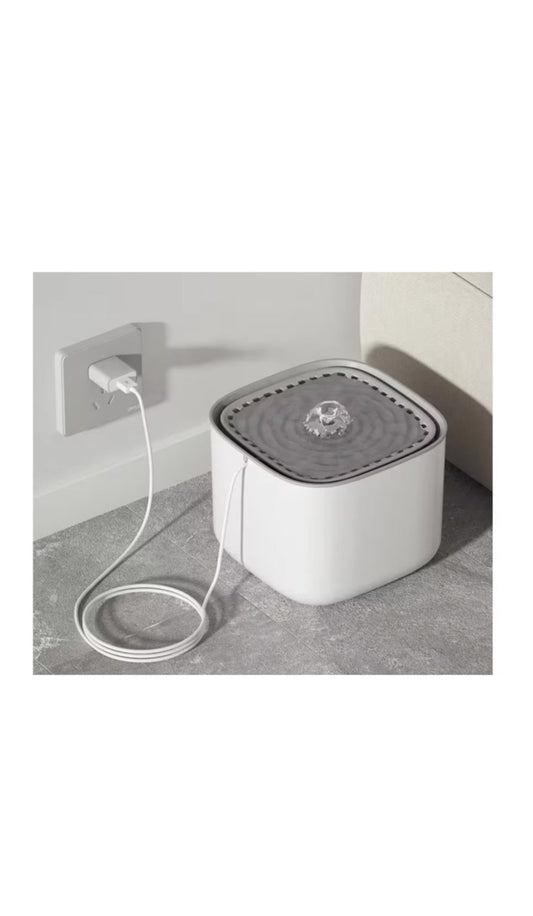 Dispenser de apa automat tip fantana pentru caini si pisici RoHS™ - Seliodrox srl