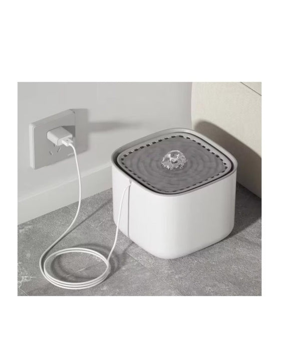 Dispenser Apă Automat Tip Fântână pentru Câini și Pisici RoHS™ – Filtru Inclus
